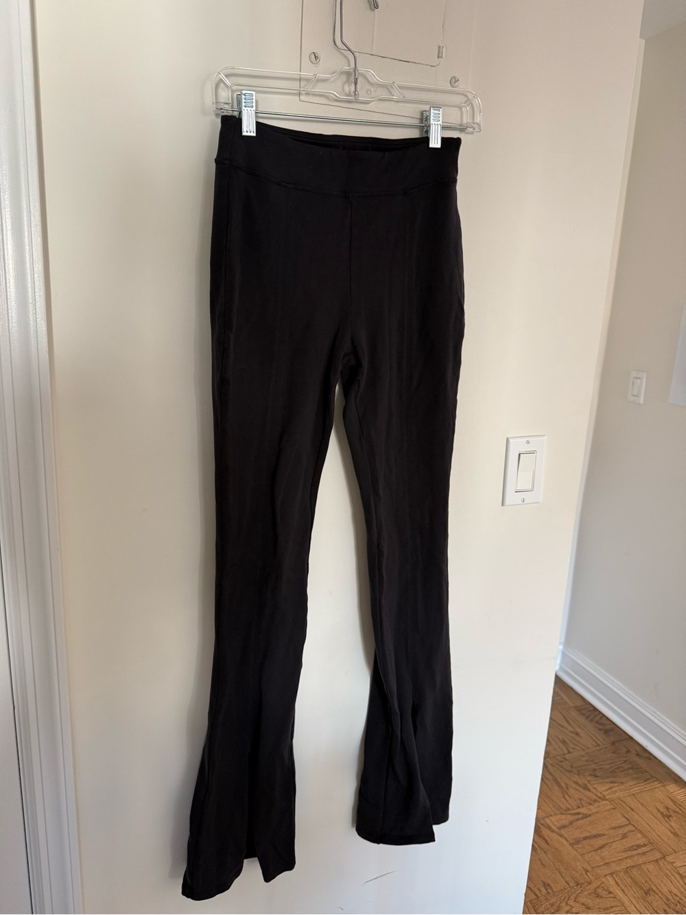 Alo Black Boot Cut Flare Pants - Sleek Everyday Style